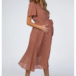 Rust Leaf Print Pleated Short Sleeve Midi Maternity Dress Pink Blush Size Medium